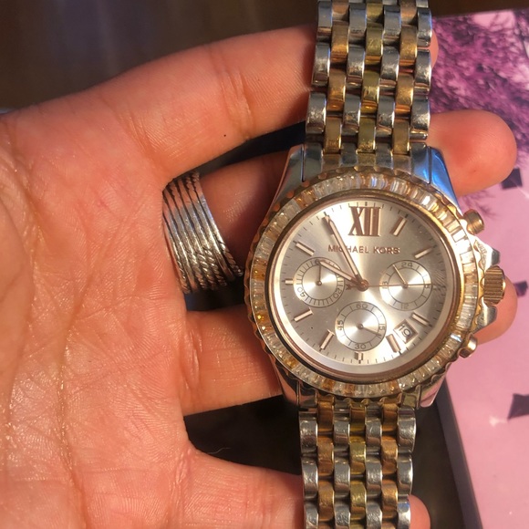 Michael kors watch - Picture 1 of 4